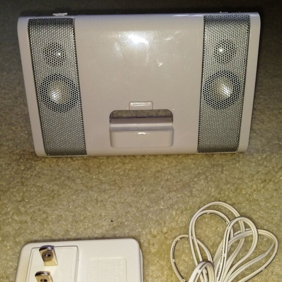 White Portable Stereo Speaker with AC Adapter & Cord OD-SP5 - Picture 1 of 14
